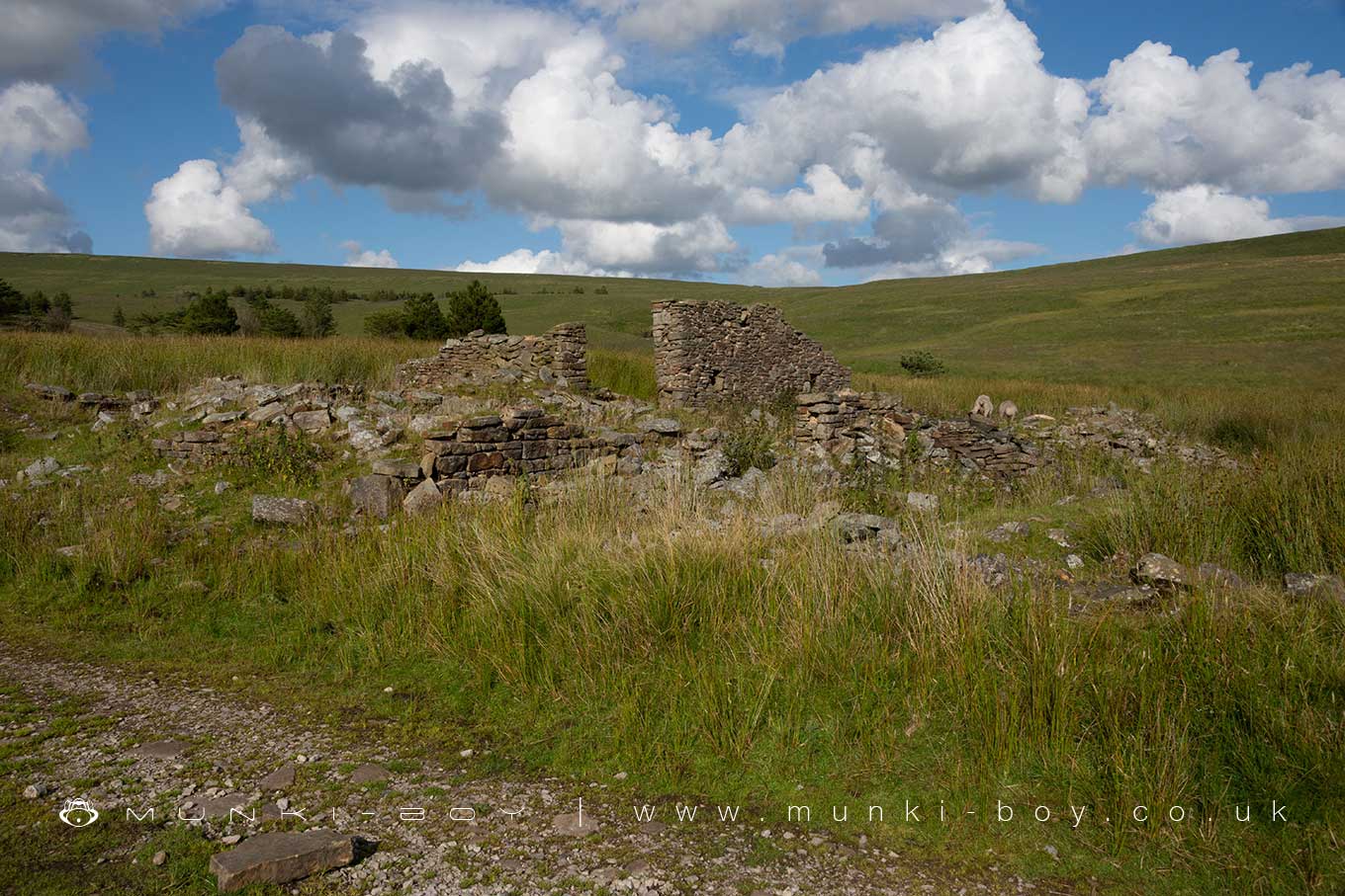 Lower Hempshaws (ruin)